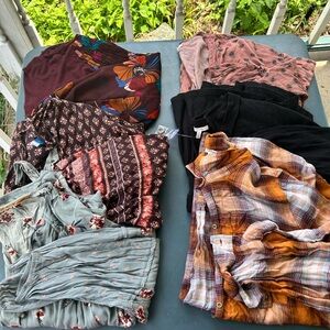 !SOLD! Maurices Top Bundle